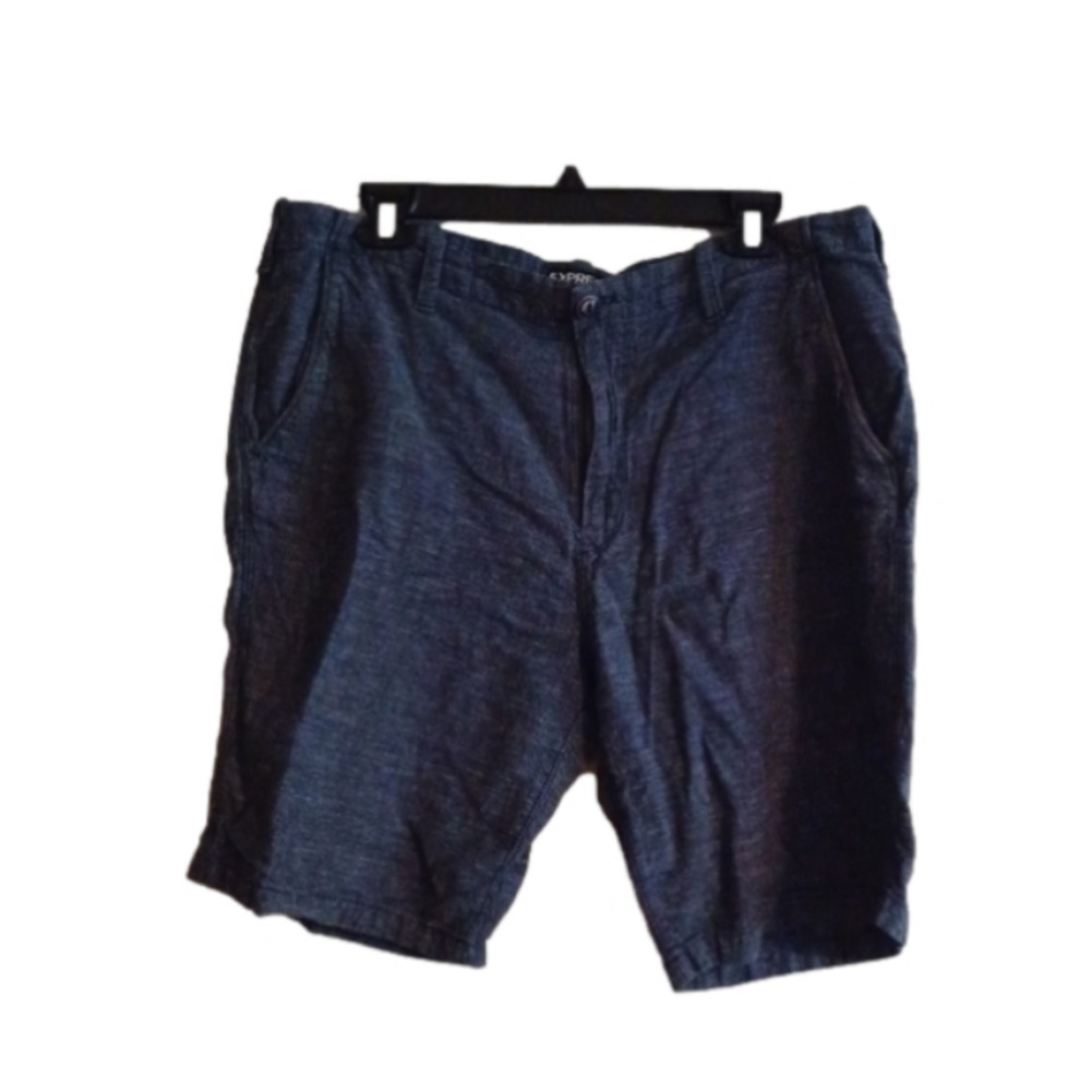 Express linen blend blue/ white  striped shorts. Size 34. Good used condition.